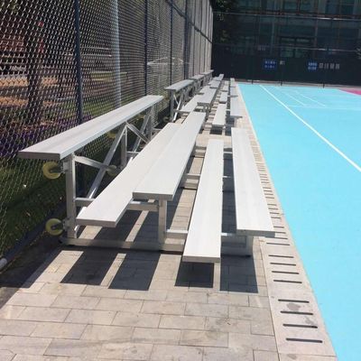 Buon prezzo Durable Outdoor Metal Bleachers , Aluminum Football Bleachers Portable online