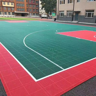 Buon prezzo Pp che collegano le piastrelle per pavimento all'aperto di pallacanestro con multi colore online