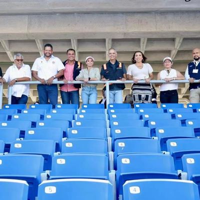 Punta sullo stadio di plastica che mette l'anti prova a sedere di fuoco UV antinvecchiamento