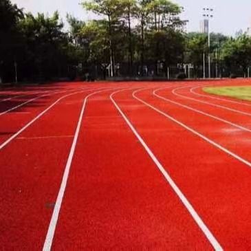 Buon prezzo Piste correre atletiche dei granelli di gomma con il sistema di rivestimento respirabile dello spruzzo online