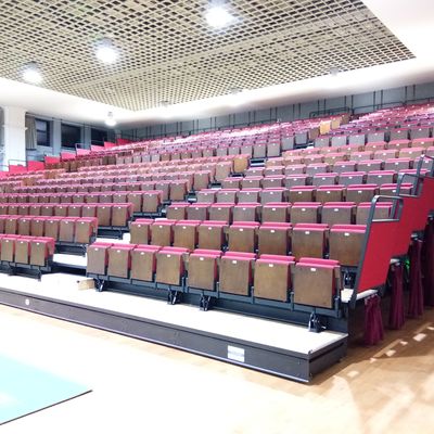 Buon prezzo Disposizione dei posti a sedere ritrattabile della tribuna della gradinata resistente al fuoco della palestra per l'arena online