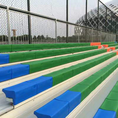 Buon prezzo Banco di alluminio del Bleacher di multi colore con i sedili di plastica resistenti alla corrosione online