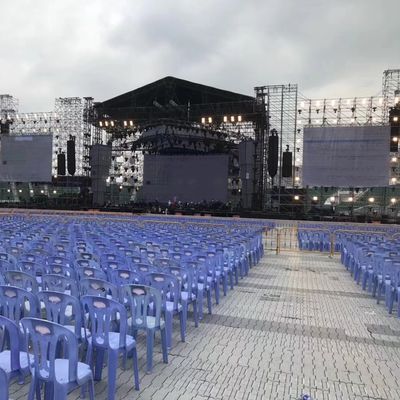 Buon prezzo Pavimentazione per eventi portatile in materiale PP di colore bianco con capacità di carico di 20 TON e 5 anni di garanzia online