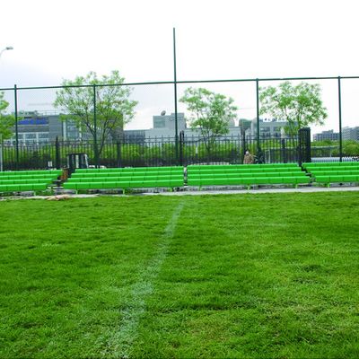 Buon prezzo Gradinata all'aperto del metallo di personalizzazione di colore 3 file con i sedili per il campo di formazione del campo da giuoco online