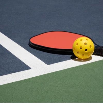 Buon prezzo Superficie liscia 45 libbre Red Pickleball Court Mat con protezione UV online