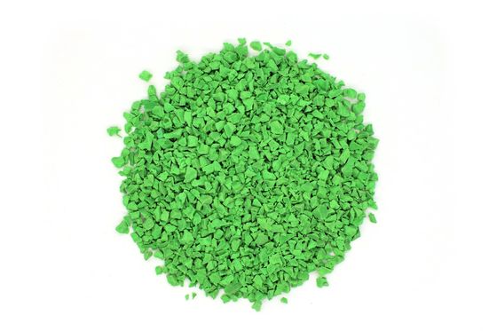 Buon prezzo Allungamento ≥ 100% EPDM Densità di granuli di gomma 1,4-1,6 G/Cm3 Durezza 60-70 Riviera A online