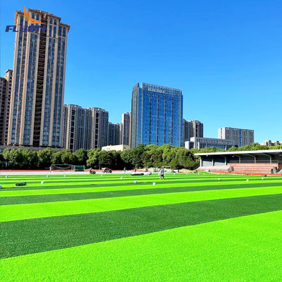 Buon prezzo 40-60mm PE PP erba artificiale per campo da calcio erba artificiale sintetica per calcio erba artificiale online