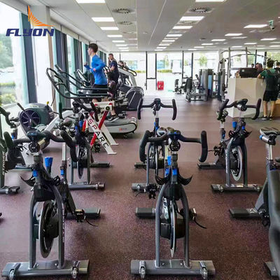 Buon prezzo Fogli di pavimento in gomma anti-usura tappeto di pavimento in gomma per strutture di fitness online